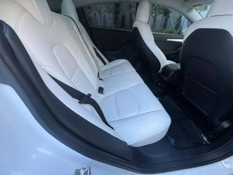 2020 Tesla Model 3 Long Range