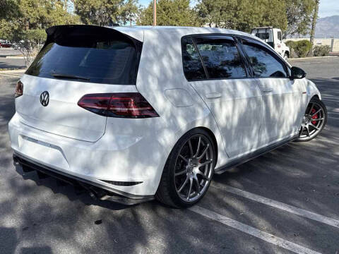 2017 Volkswagen Golf GTI S