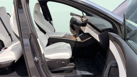 2023 Tesla Model X Standard Range