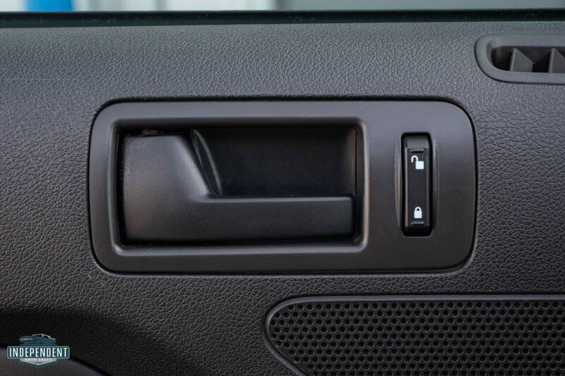 2014 Ford Mustang V6