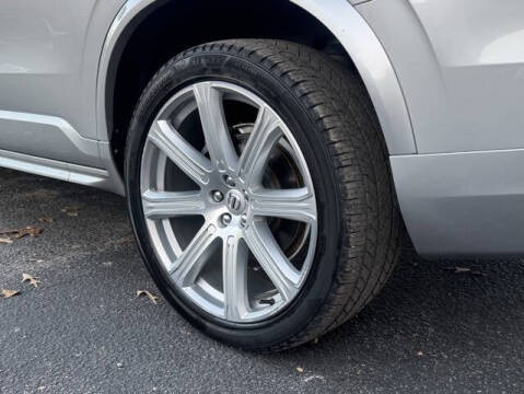2018 Volvo XC90 T5 Momentum 5-Passenger