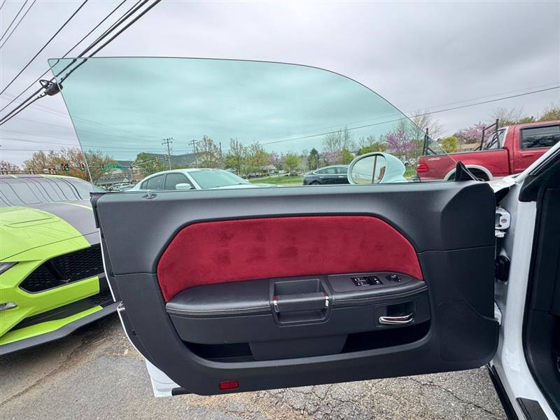 2013 Dodge Challenger SRT8 392