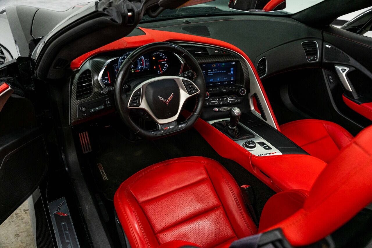 2015 CHEVROLET Corvette Convertible - $56,999
