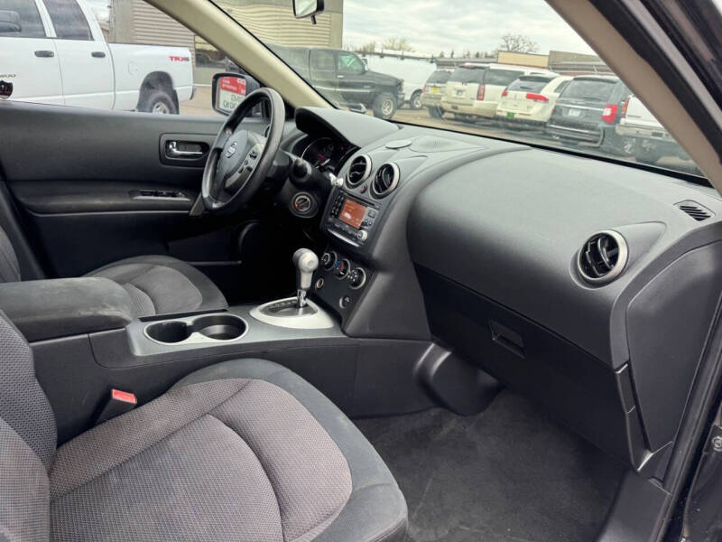 2011 Nissan Rogue S