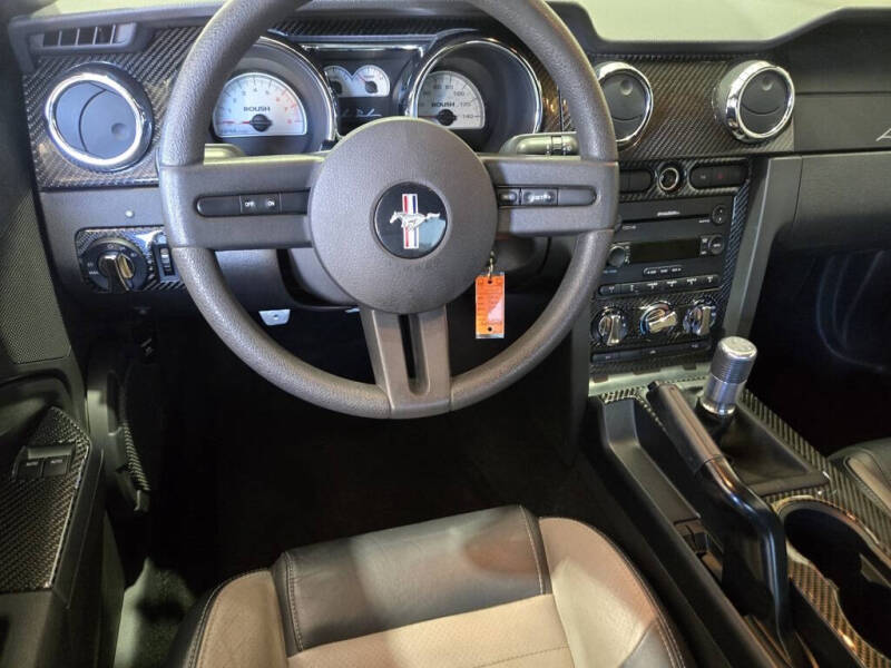 2005 Ford Mustang GT Premium