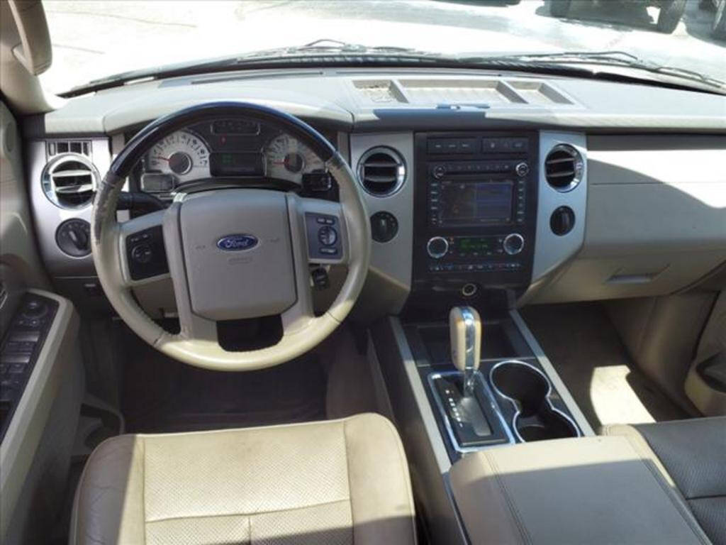 2013 Ford Expedition for sale at MOORE BROTHERS in Oxford, MS