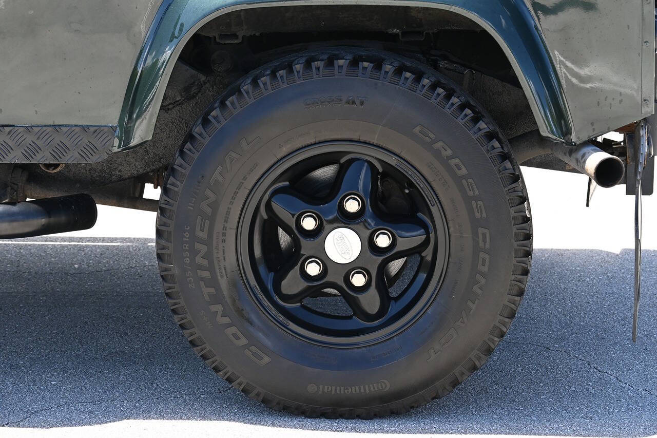 1998 Land Rover Defender 31