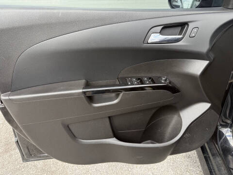 2017 Chevrolet Sonic LT Auto