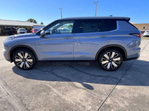 2026 Mitsubishi Outlander SE