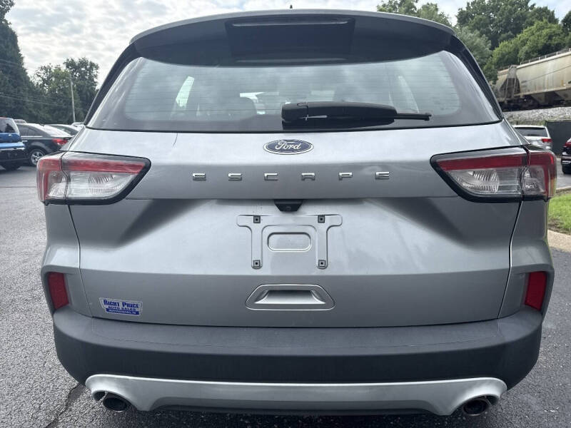2022 Ford Escape S