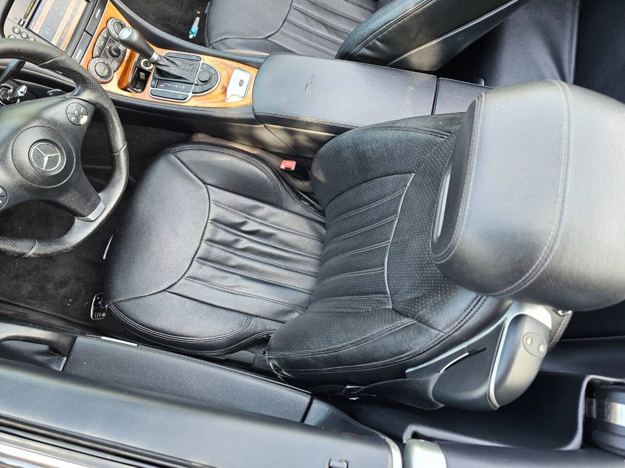 2009 Mercedes-Benz SL-Class 28