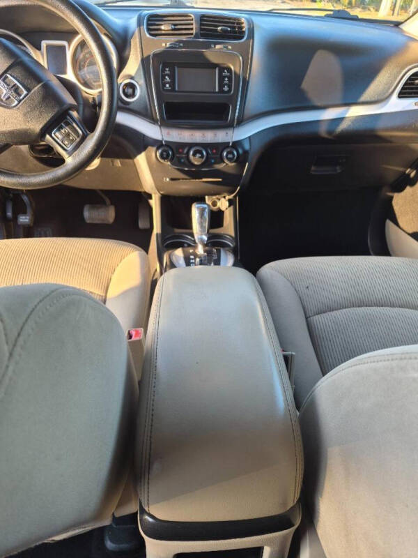 2017 Dodge Journey SE