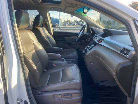 2012 Honda Odyssey EX-L w/DVD