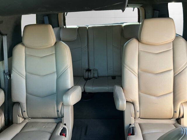 2020 Cadillac Escalade Platinum