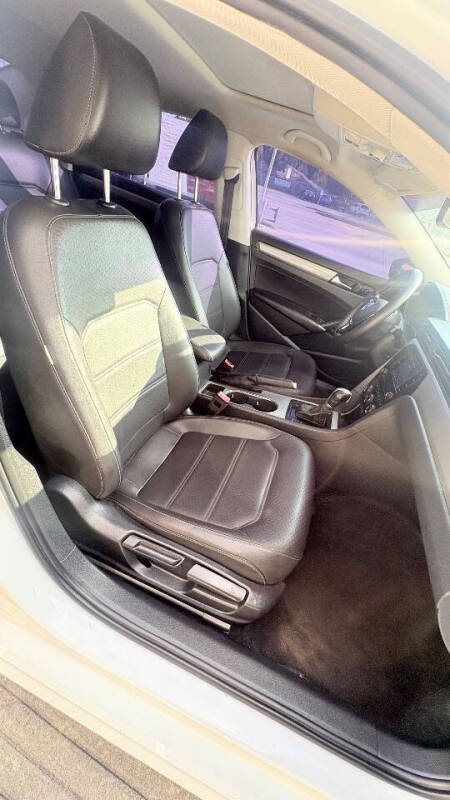 2021 Volkswagen Passat SE