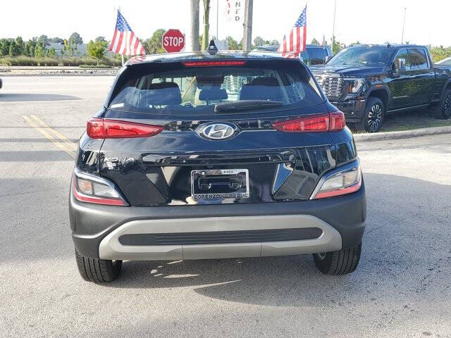 2023 Hyundai Kona SE
