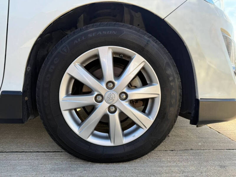 2017 Toyota Prius c