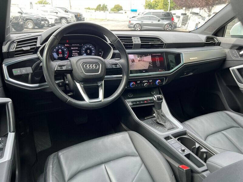 2023 Audi Q3 quattro S line Premium 45 TFSI