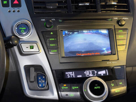 2012 Toyota Prius v Two