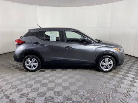2020 Nissan Kicks S