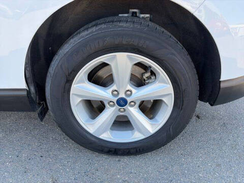 2022 Ford Edge SE