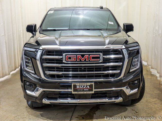 2025 GMC Yukon Elevation