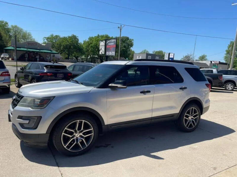 2016 Ford Explorer Sport