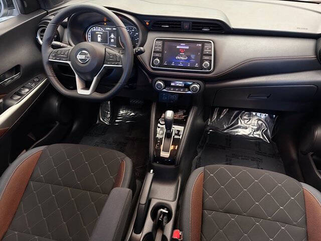 2019 Nissan Kicks SR