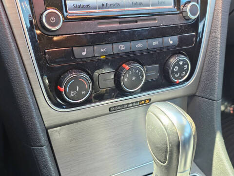 2014 Volkswagen Passat