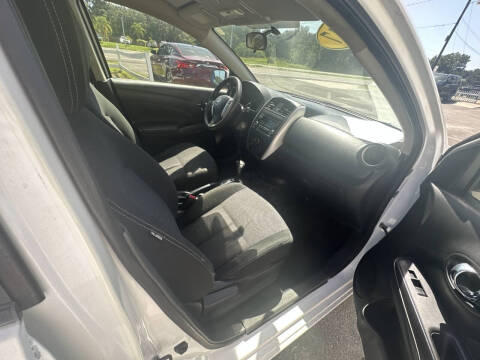 2017 Nissan Versa 1.6 SV