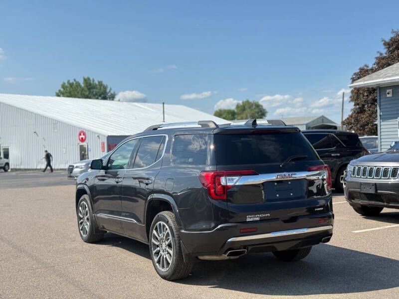 2020 GMC Acadia Denali