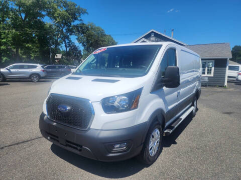 2025 Ford Transit 250