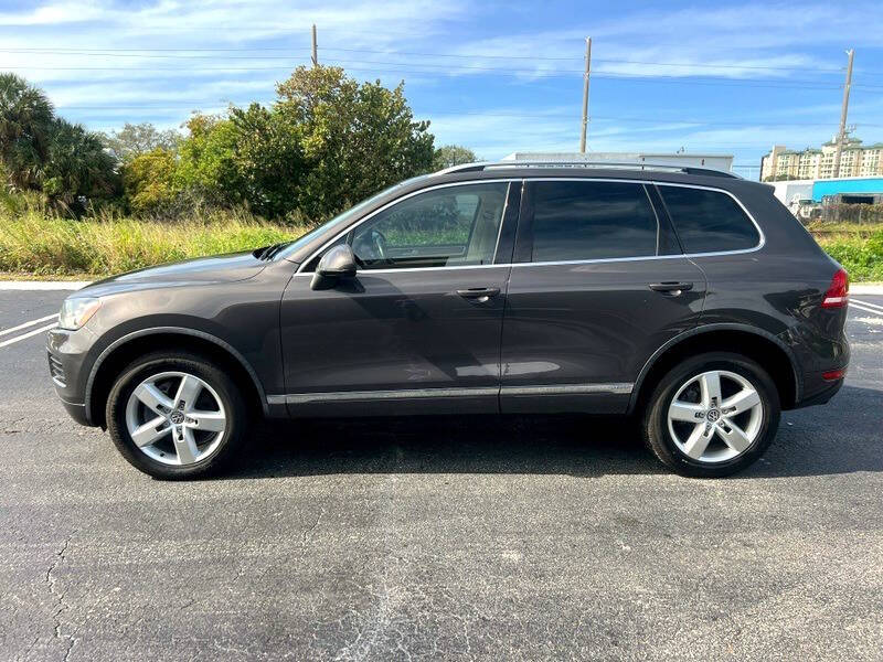 2011 Volkswagen Touareg Hybrid