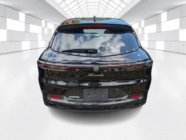 2024 Alfa Romeo Tonale Hybrid Veloce