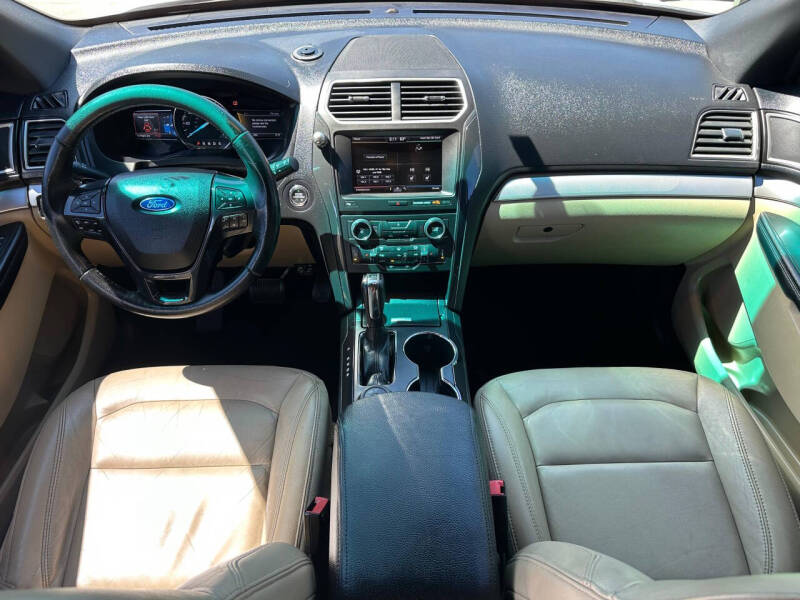 2016 Ford Explorer XLT