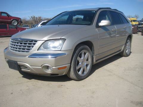 2005 Chrysler Pacifica for sale at CARZ R US 1 in Armington IL