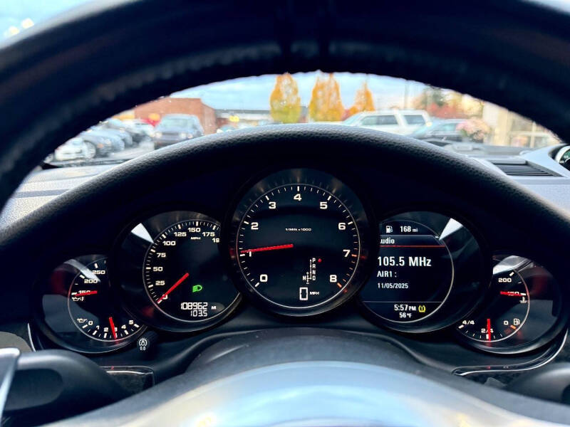 2012 Porsche Panamera