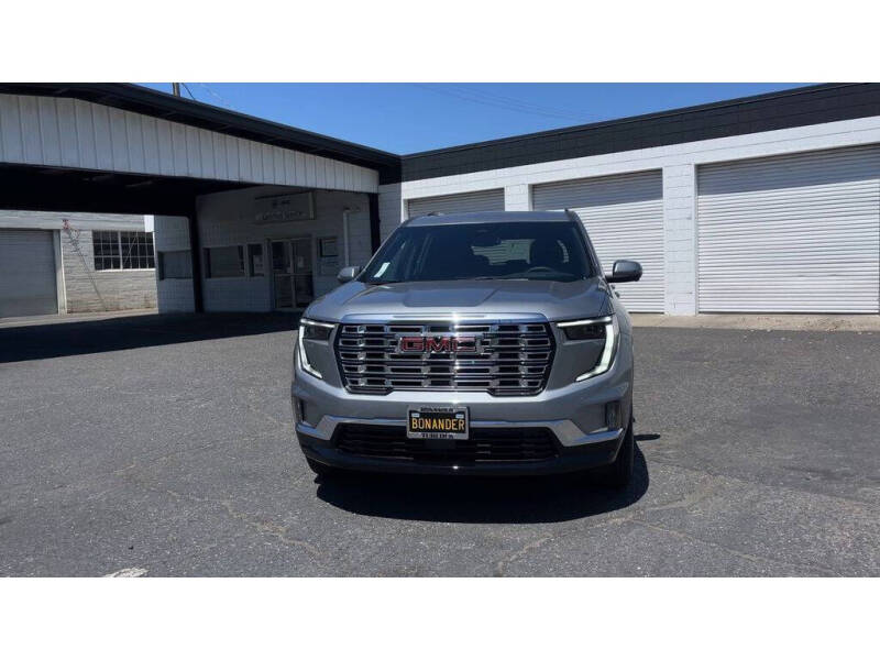 2025 GMC Acadia Denali