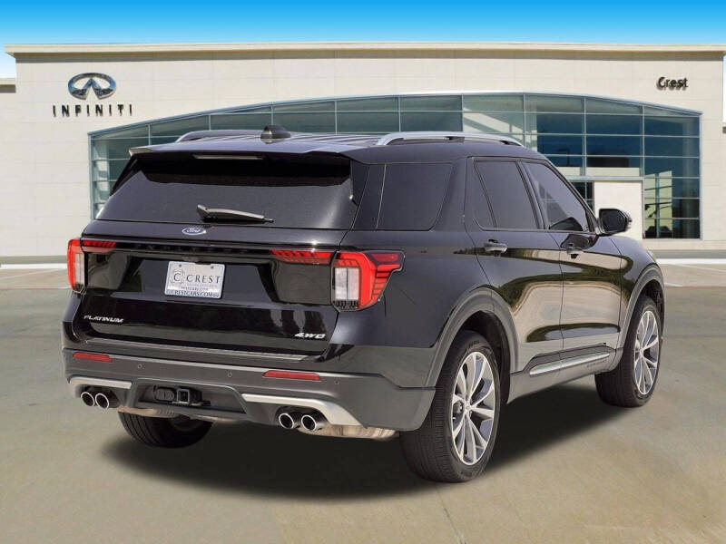 2025 Ford Explorer Platinum