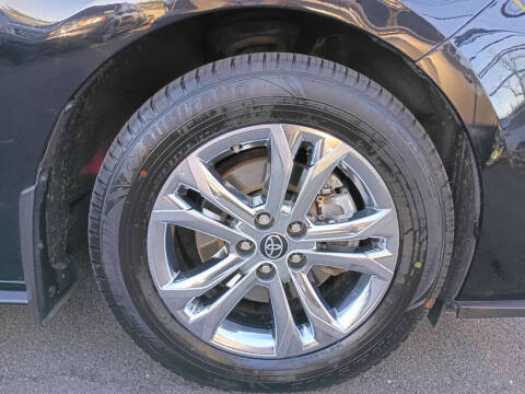 2022 Toyota Sienna XSE 7-Passenger