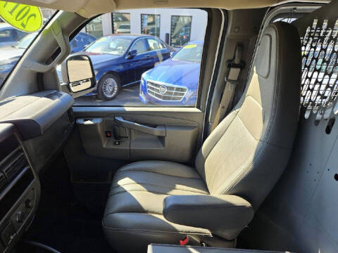 2017 Chevrolet Express 2500