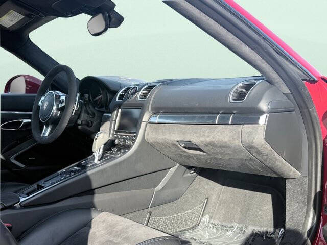 2015 Porsche Cayman GTS