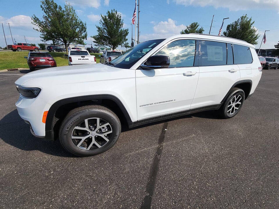 2024 Jeep Grand Cherokee L for sale at Victoria Auto Sales in Victoria, MN