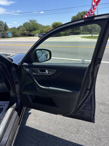 2010 Infiniti FX35