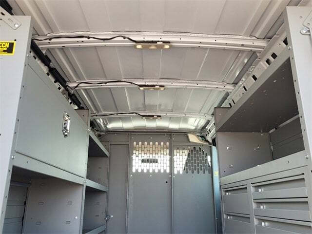 2025 Chevrolet Express 2500