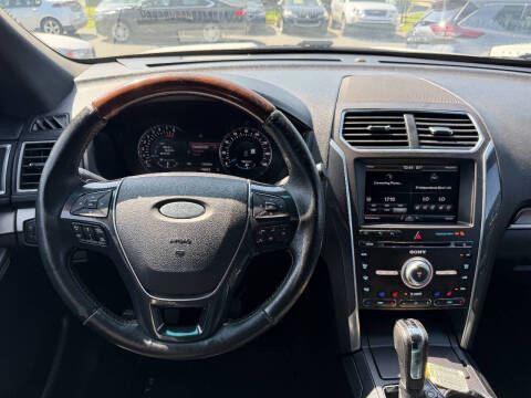 2016 Ford Explorer Platinum