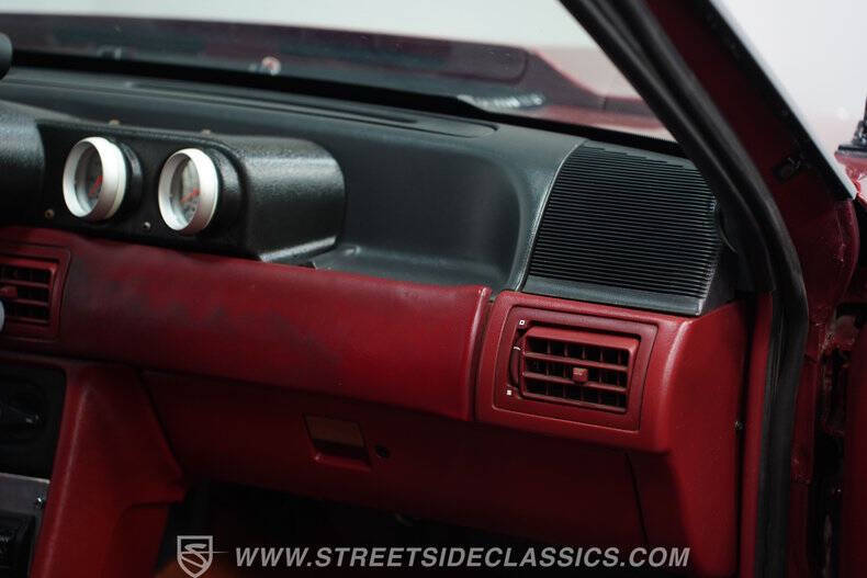 1987 Ford Mustang GT