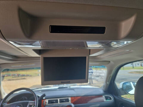 2014 Chevrolet Suburban LT