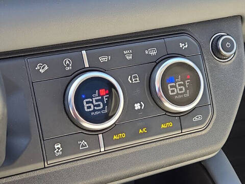 2024 Land Rover Defender 110 P400 X-Dynamic SE