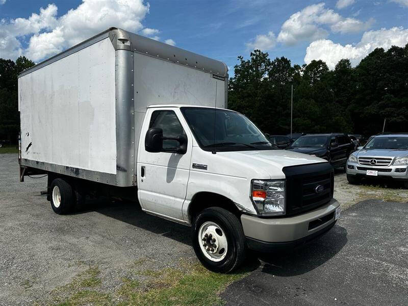2018 Ford E-Series E-350 SD